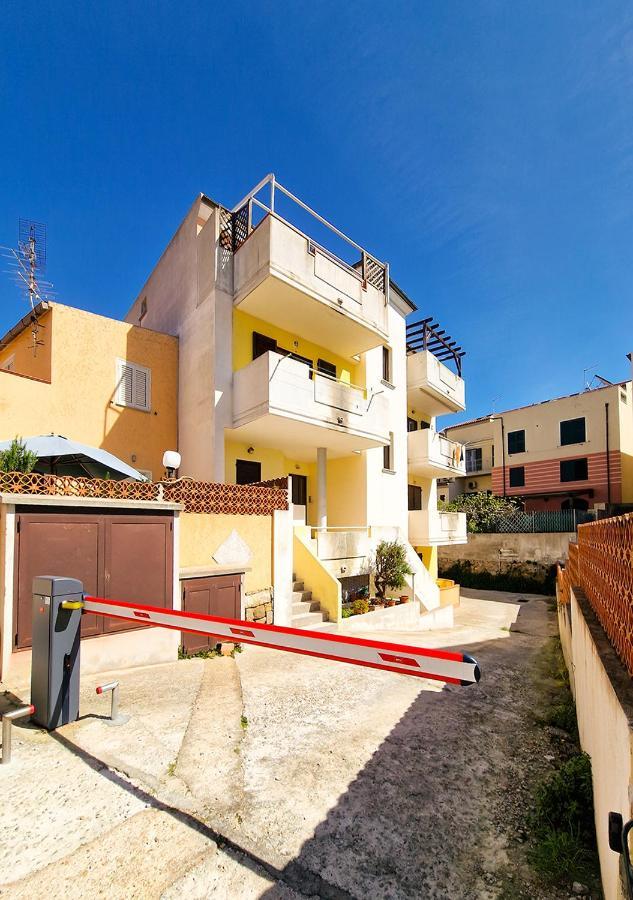 Ferienwohnung Residenza Quarto 02 - La Maddalena La Maddalena  Exterior foto